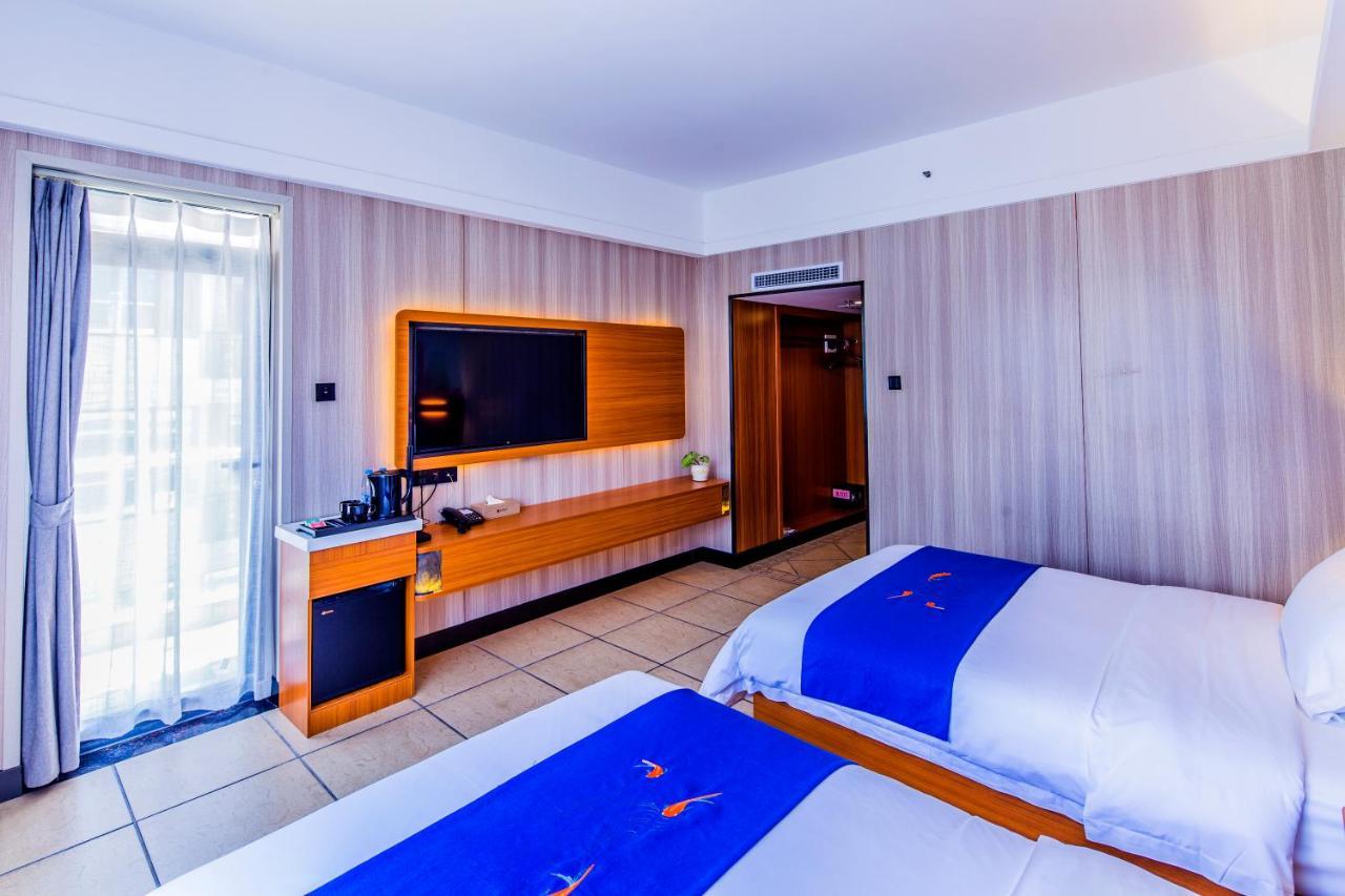 Linda Seaview Hotel Санья Экстерьер фото
