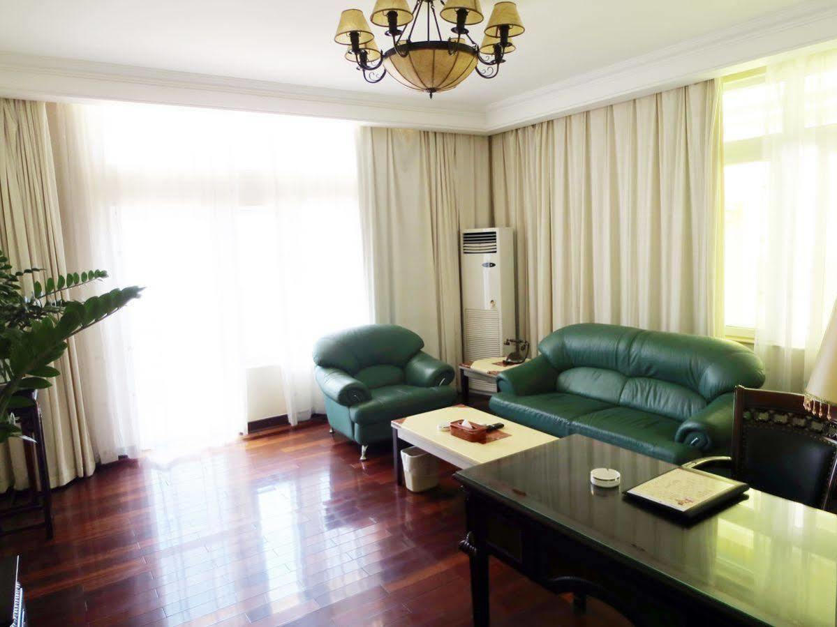 Linda Seaview Hotel Санья Экстерьер фото